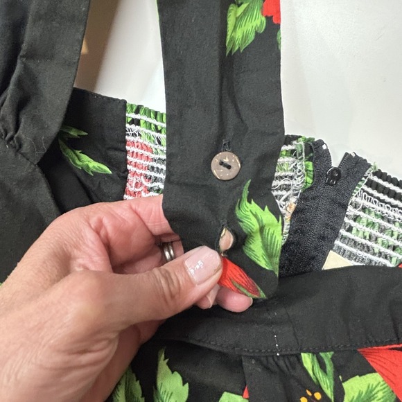 Royal Hawaiian Creations Vintage Black Red Floral Dress MED Sweetheart Neckline - Picture 14 of 14